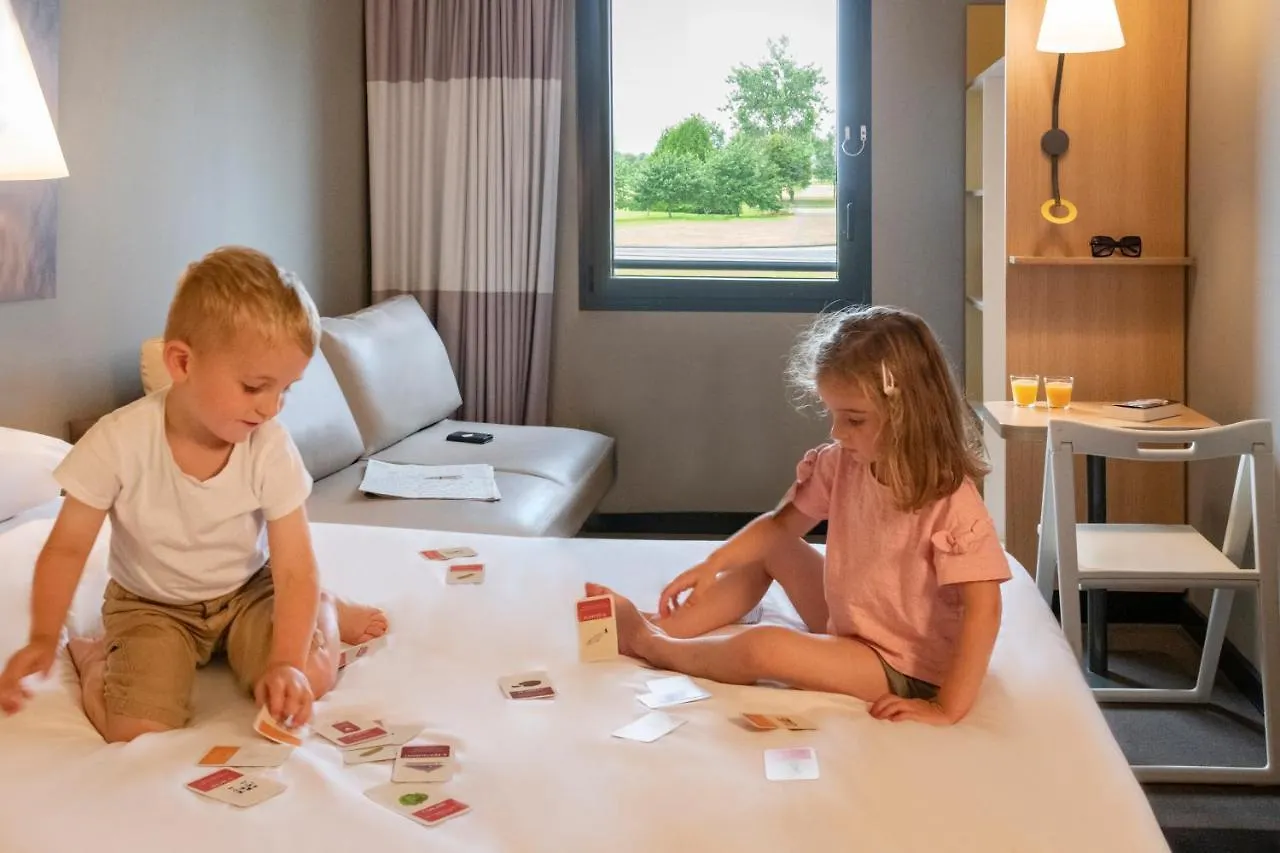 מלון Ibis Pontorson Baie Du Mont Saint Michel Saint-Georges-de-Gréhaigne